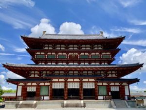 五重の塔で有名な「薬師寺」