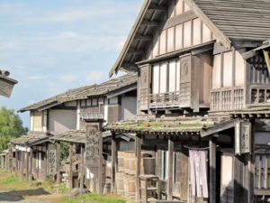 映画の舞台へ「スタジオセディック庄内オープンセット」